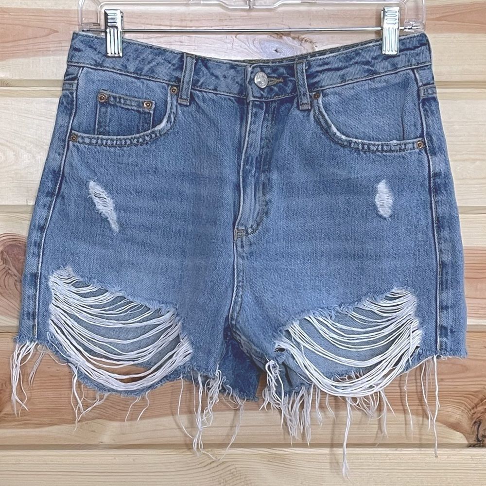 Topshop Moto Mom Distressed Raw Hem High Waist Shorts Size 6